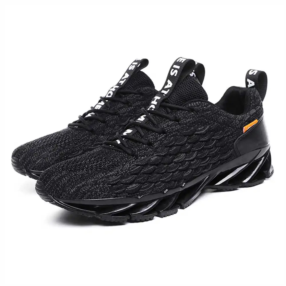 size 44 size 39 walking shoes  - Streetwear Brand Drops avis et prix