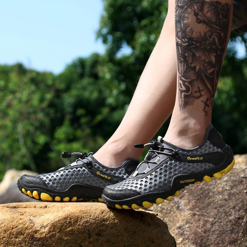 trekking mountain mens sports  - Streetwear Brand Jewelry avis et prix